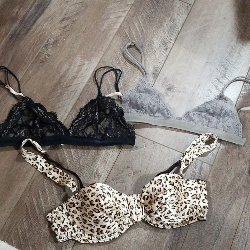 3 very sexy bras